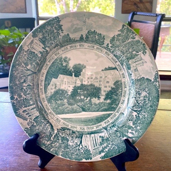 3 Wedgwood Diamond Jubilee University of California 1868-1943 Dinner Plates - Picture 6 of 13